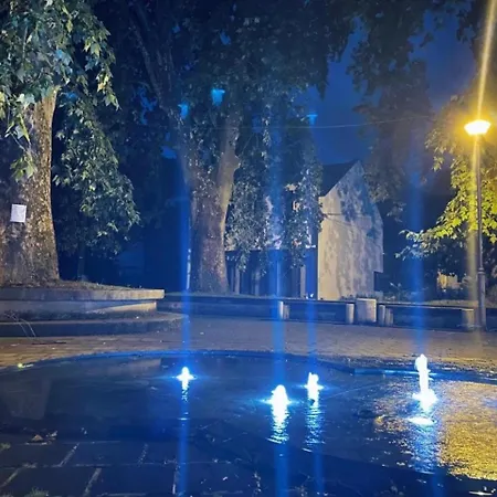 Groff Restaurant & * Kotor Varos