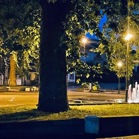 Groff Restaurant & * Kotor Varos