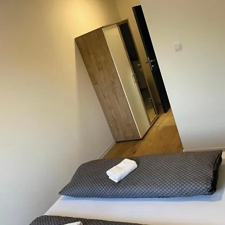 Hostel Groff Restaurant &