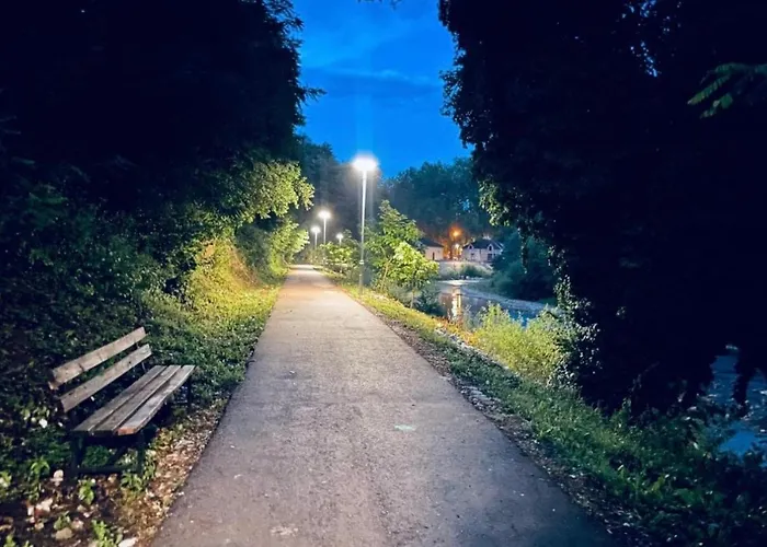 Groff Restaurant & Hostel